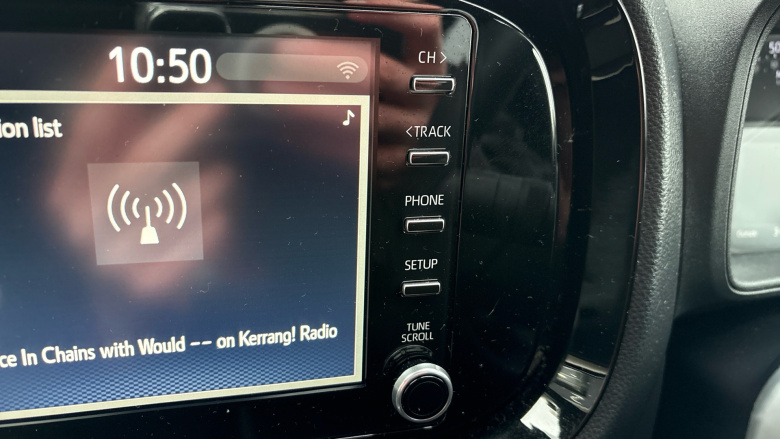 Toyota Aygo X 1.0 VVT-i Edge 5dr Petrol Hatchback